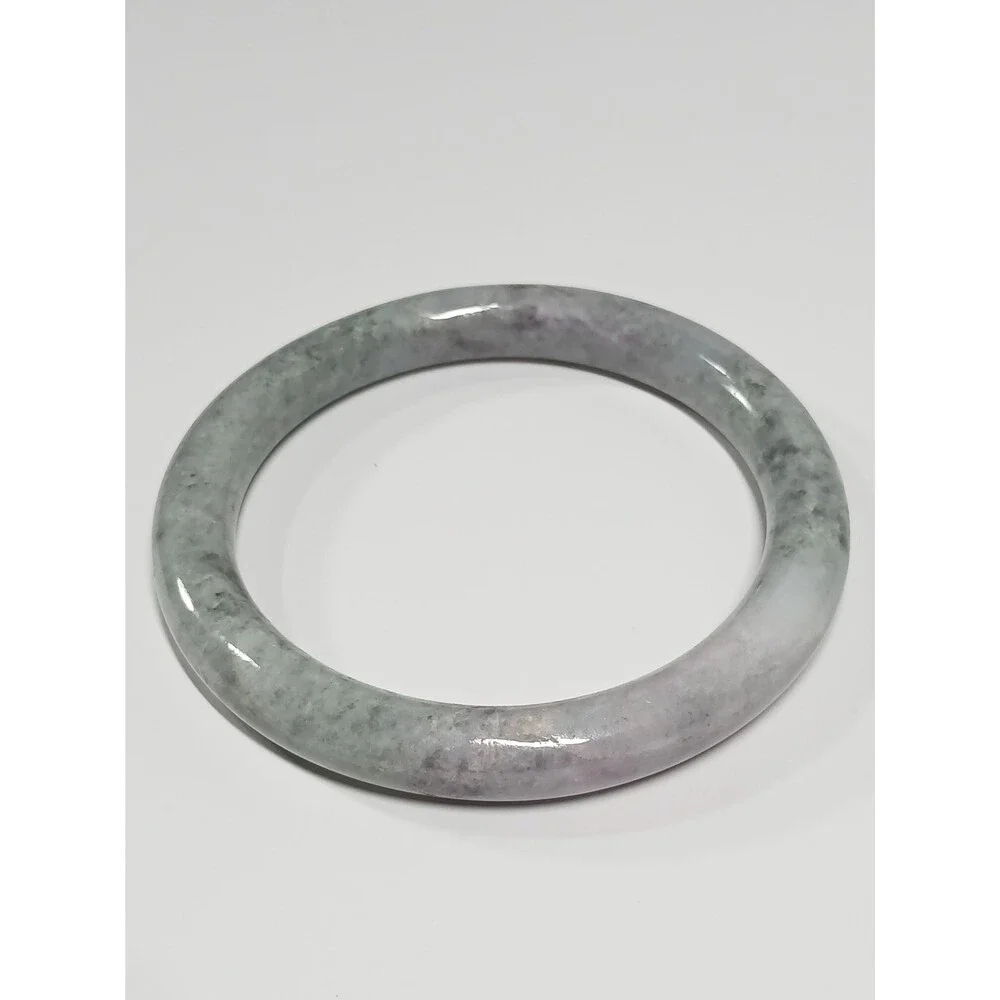 Unbranded solid natural
